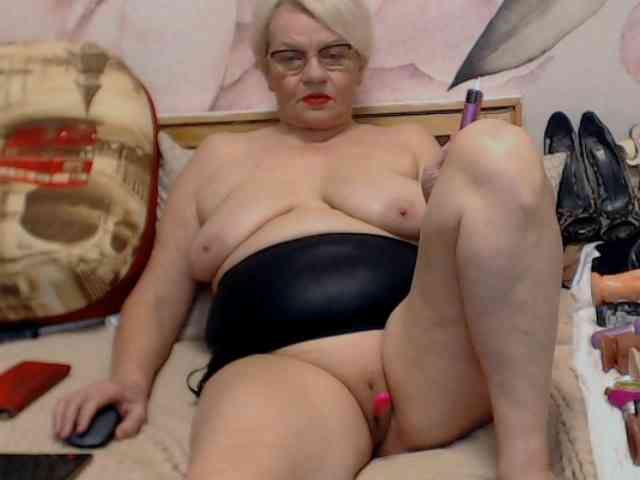 SweetyRina webcam