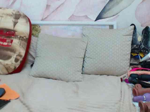SweetyRina webcam