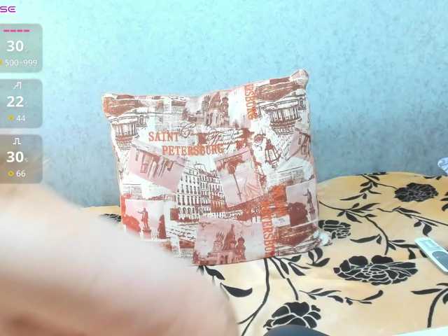 Red-hot-lips live cam on BongaCams
