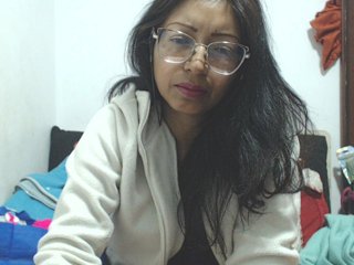 KATYY-HOTTT