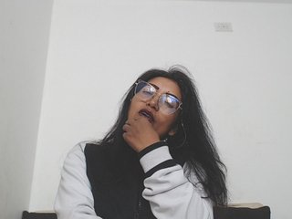 KATYY-HOTTT