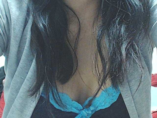 HOTTTSKIN live cam on BongaCams