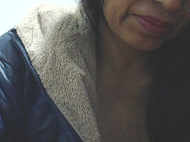 HOTTTSKIN live cam on BongaCams