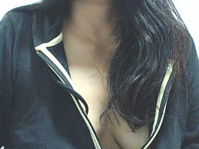 HOTTTSKIN live cam on BongaCams