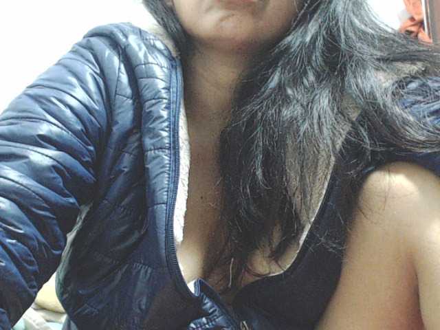 KATYY-HOTTT live cam preview