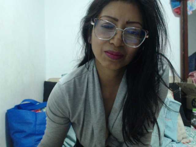 HOTTTSKIN live cam