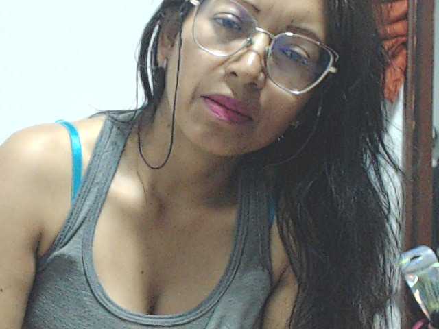 KATYY-HOTTT