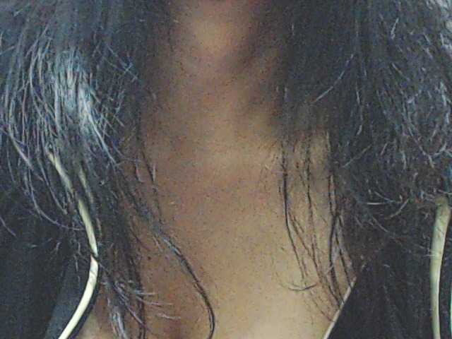HOTTTSKIN live cam on BongaCams