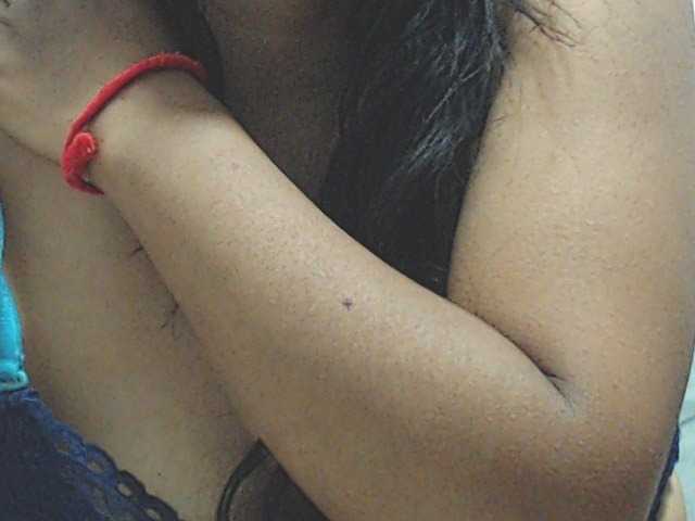 HOTTTSKIN live cam on BongaCams