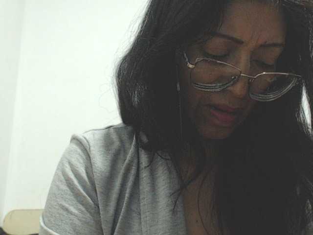 HOTTTSKIN live cam on BongaCams