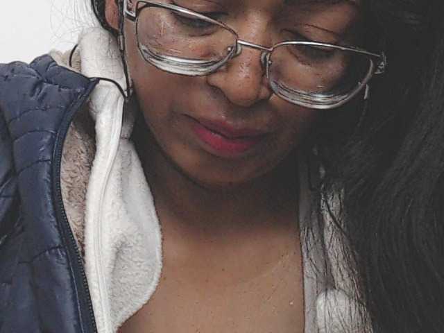 KATYY-HOTTT