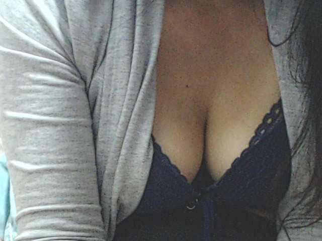 KATYY-HOTTT live cam on BongaCams