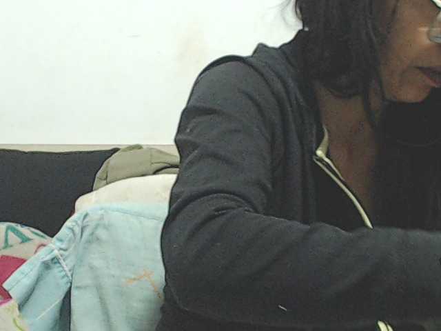 HOTTTSKIN live webcam show