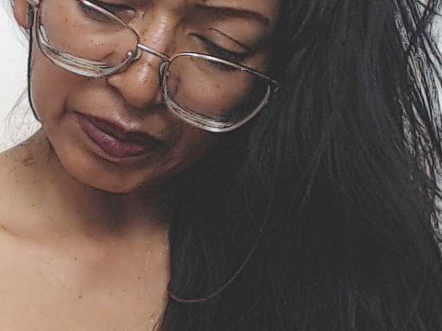HOTTTSKIN Live-Cam auf BongaCams