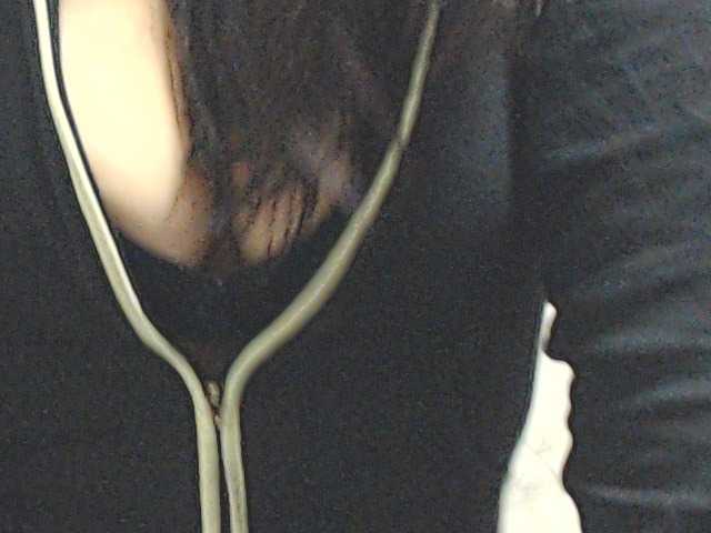 HOTTTSKIN live cam on BongaCams