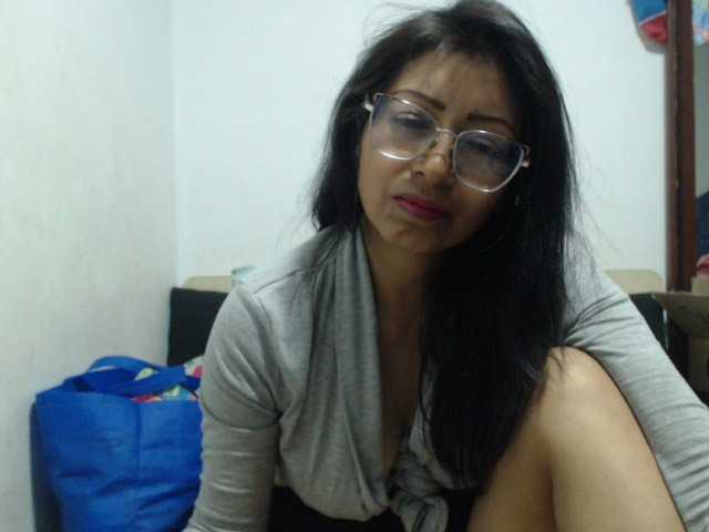 HOTTTSKIN live cam