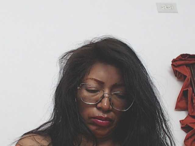 KATYY-HOTTT