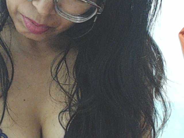 KATYY-HOTTT live cam preview