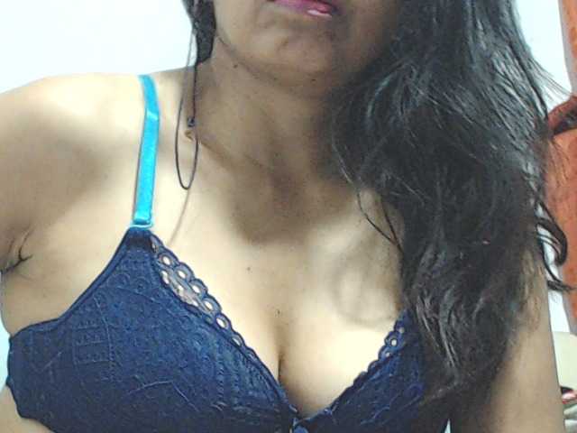 KATYY-HOTTT live cam preview