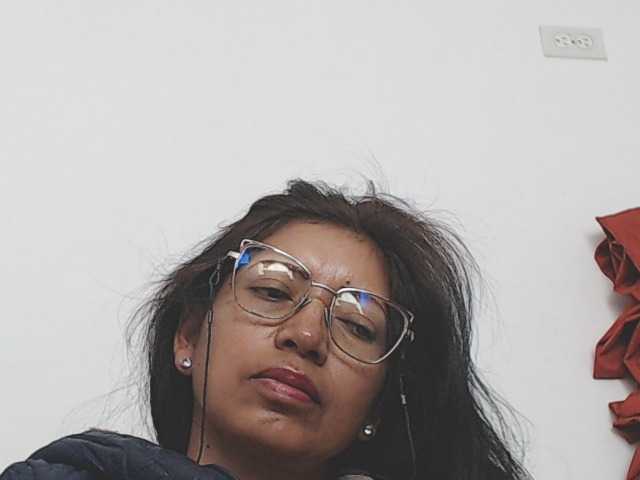 KATYY-HOTTT