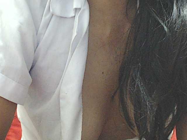 HOTTTSKIN live cam on BongaCams