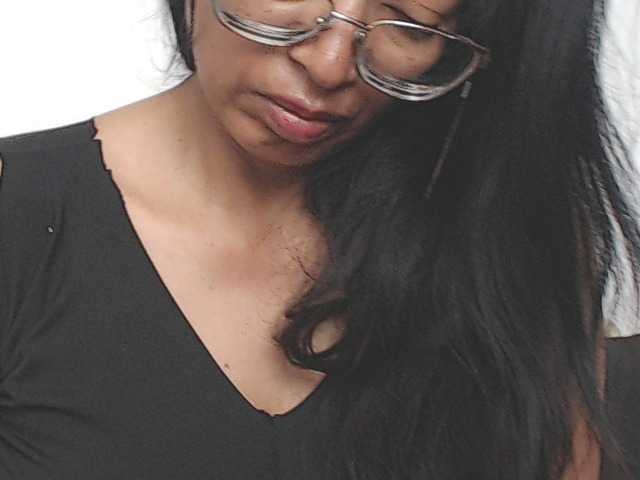 HOTTTSKIN live cam on BongaCams