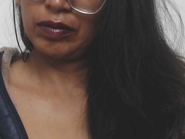 HOTTTSKIN live cam on BongaCams