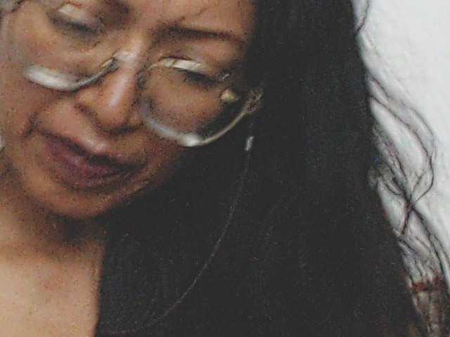 HOTTTSKIN live webcam show