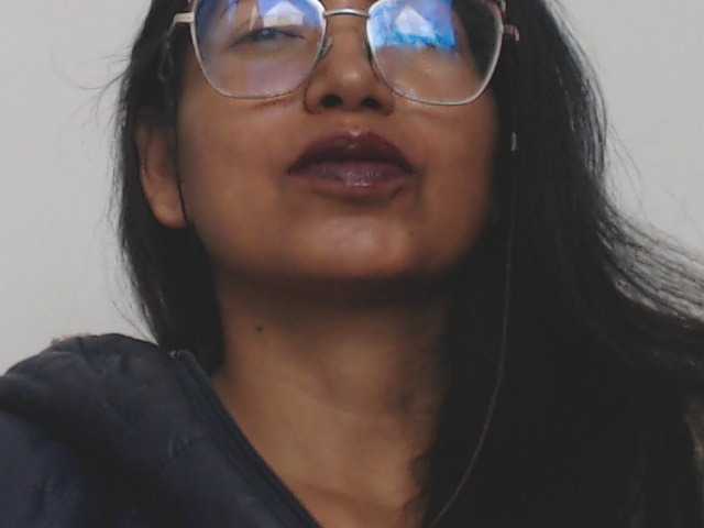 HOTTTSKIN live cam on BongaCams