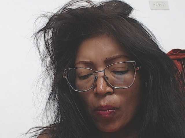 KATYY-HOTTT