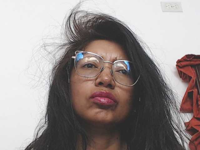 KATYY-HOTTT