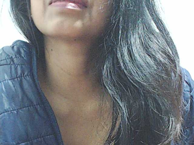 HOTTTSKIN live cam on BongaCams