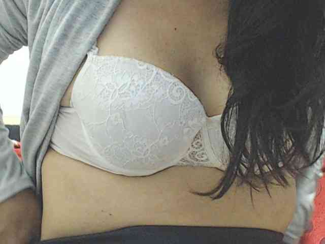 KATYY-HOTTT webcam