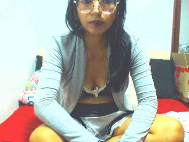 KATYY-HOTTT webcam