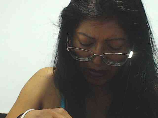 KATYY-HOTTT webcam