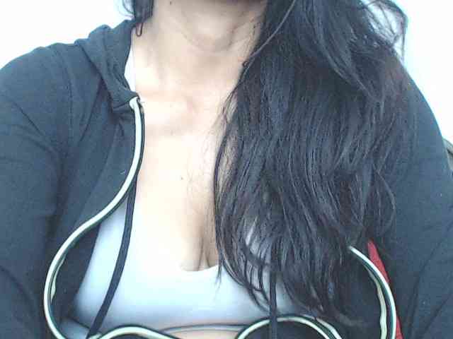 KATYY-HOTTT webcam