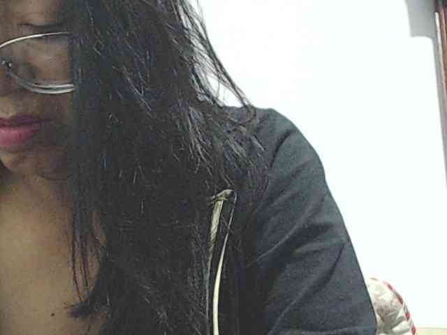 KATYY-HOTTT webcam