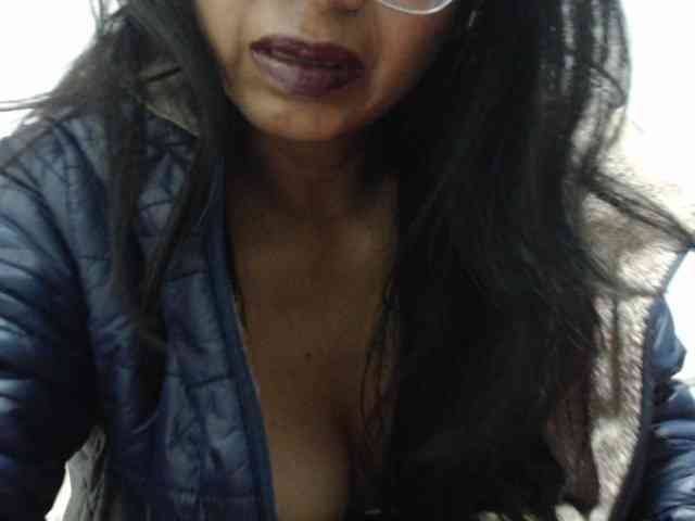 KATYY-HOTTT webcam