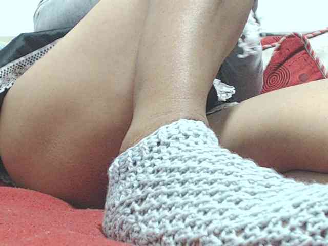 KATYY-HOTTT webcam