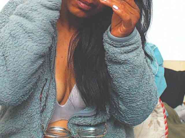 KATYY-HOTTT webcam