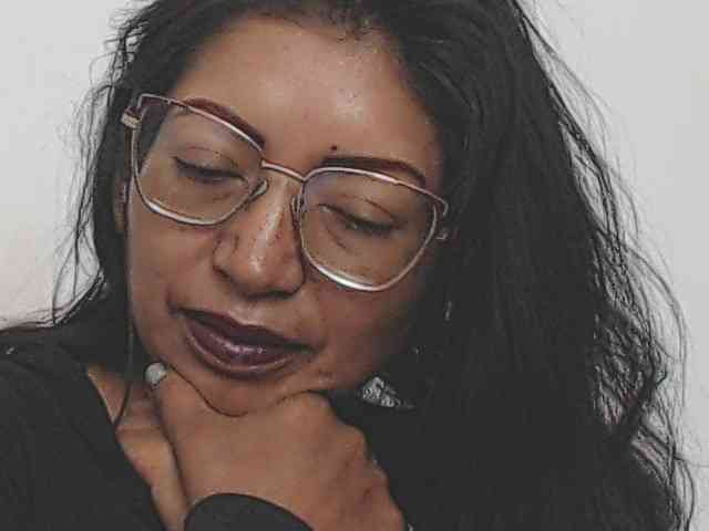 KATYY-HOTTT webcam