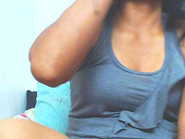 KATYY-HOTTT webcam