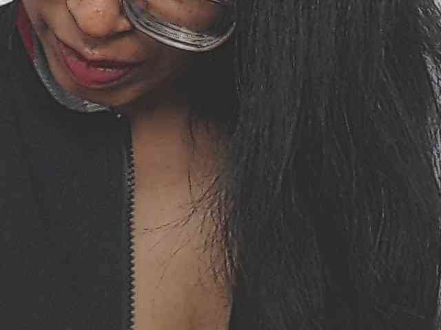 KATYY-HOTTT webcam