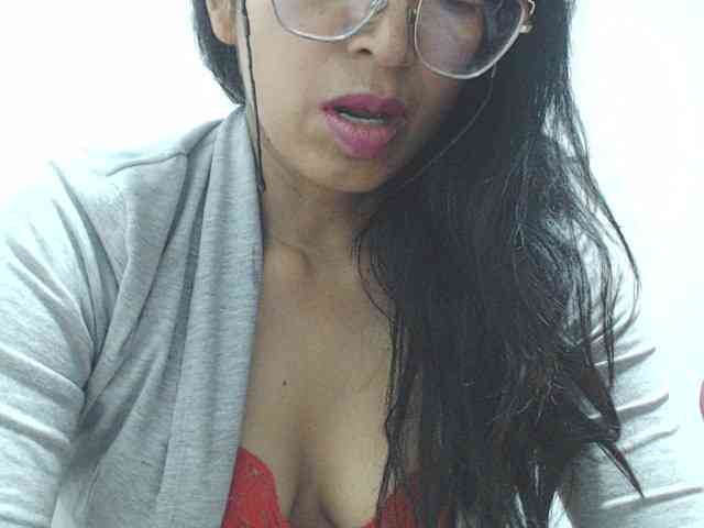 KATYY-HOTTT webcam