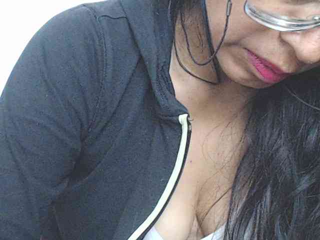 KATYY-HOTTT webcam