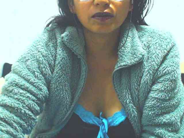 KATYY-HOTTT webcam