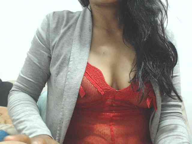 KATYY-HOTTT webcam