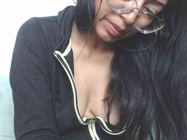 KATYY-HOTTT webcam