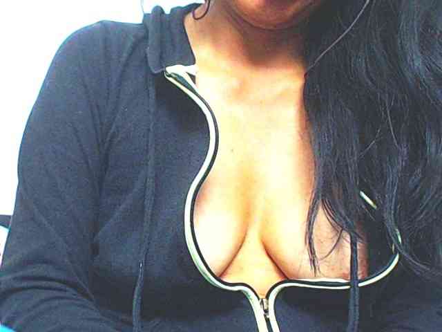 KATYY-HOTTT webcam