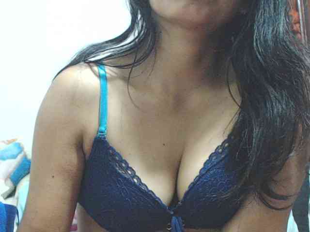 KATYY-HOTTT webcam